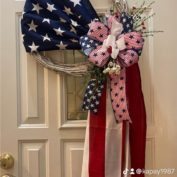 Meet your Posh Ambassador Karen - Picture 3 of 5